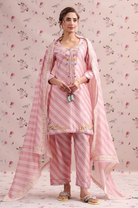 Shop_Label Niti Bothra_Pink Silk, Chanderi Tassels Noor Stripe Pattern Border Dupatta _at_Aza_Fashions