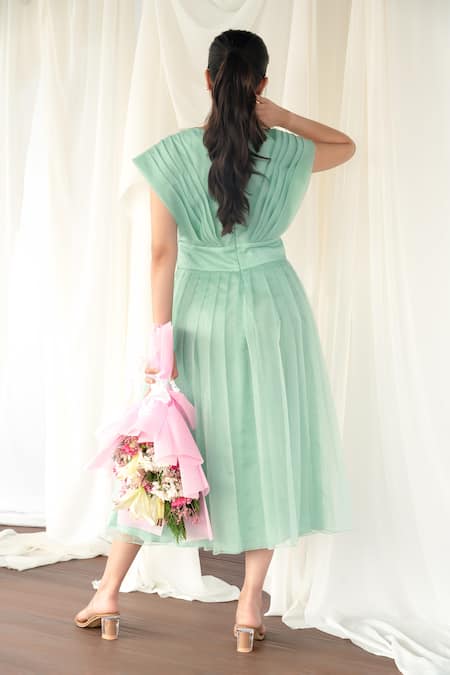Aanchal Vijaywargi Mint Green Pleated Midi Dress 