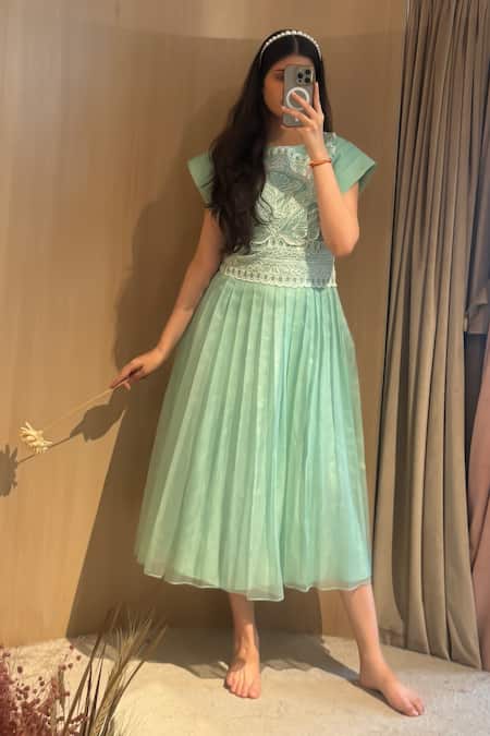 Aanchal Vijaywargi Mint Green Pleated Midi Dress 