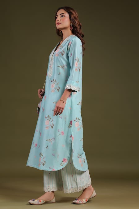 Shop_Label Niti Bothra_Blue Silk, Chanderi Embroidery V-neck Noor Long Zipper Kurta Set _Online_at_Aza_Fashions