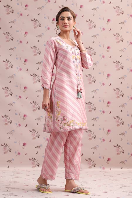 Buy_Label Niti Bothra_Pink Silk, Chanderi Embroidery Round Neck Noor Striped Straight Kurta Set _Online_at_Aza_Fashions