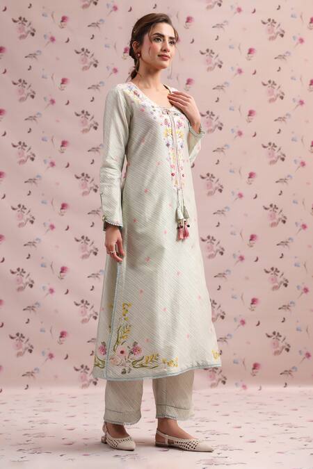 Label Niti Bothra_Green Silk, Chanderi Tassels, Embroidery Round Neck Noor Striped Long Kurta Set _Online_at_Aza_Fashions