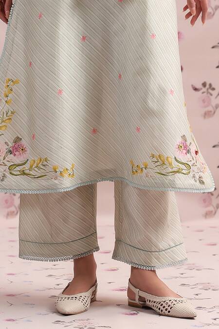 Buy_Label Niti Bothra_Green Silk, Chanderi Tassels, Embroidery Round Neck Noor Striped Long Kurta Set _Online_at_Aza_Fashions