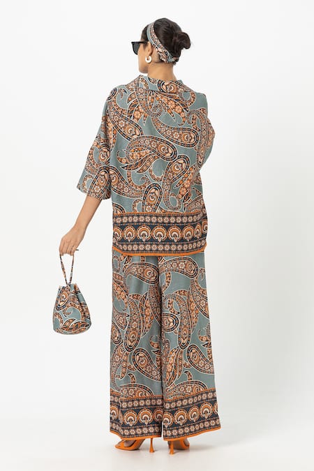 Shop SOBARIKO Multi Color Linen Collared Multicolor Koishi Co-ord Set at Aza Fashions Shop_SOBARIKO_Multi Color Linen Collared Multicolor Koishi Co-ord Set _at_Aza_Fashions