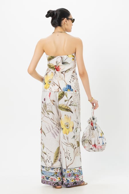 Shop SOBARIKO White Linen Off-shoulder, Bandeau Neck Floral Print Strapless Co-ord Set at Aza Fashions Shop_SOBARIKO_White Linen Off-shoulder, Bandeau Neck Floral Print Strapless Co-ord Set _at_Aza_Fashions