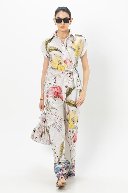 SOBARIKO White Linen Collared Alicia Twist Floral Co-ord Set Online at Aza Fashions SOBARIKO_White Linen Collared Alicia Twist Floral Co-ord Set _Online_at_Aza_Fashions