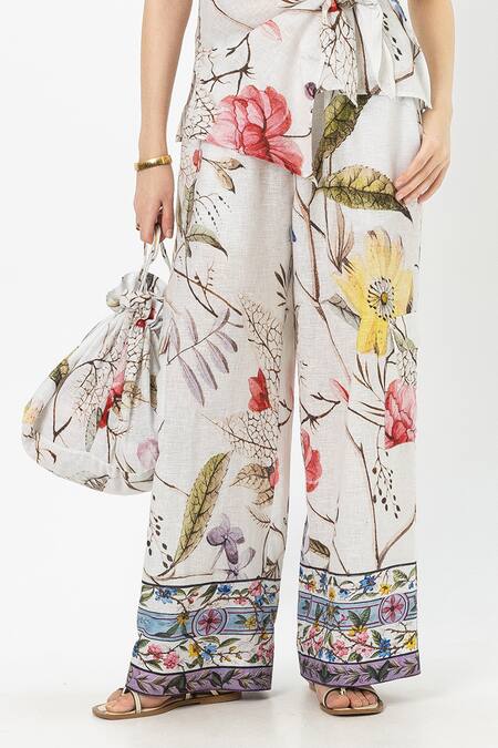 SOBARIKO White Linen Collared Alicia Twist Floral Co-ord Set at Aza Fashions SOBARIKO_White Linen Collared Alicia Twist Floral Co-ord Set _at_Aza_Fashions