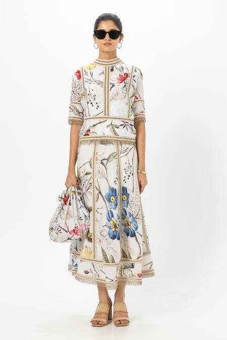 SOBARIKO Off White Linen Embroidery Round Neck Floral Alicia Skirt Set Online at Aza Fashions SOBARIKO_Off White Linen Embroidery Round Neck Floral Alicia Skirt Set _Online_at_Aza_Fashions