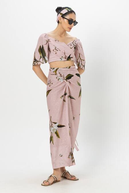 SOBARIKO Pink Linen Sweetheart Neck Jasmine Tulip Skirt Set Online at Aza Fashions SOBARIKO_Pink Linen Sweetheart Neck Jasmine Tulip Skirt Set _Online_at_Aza_Fashions