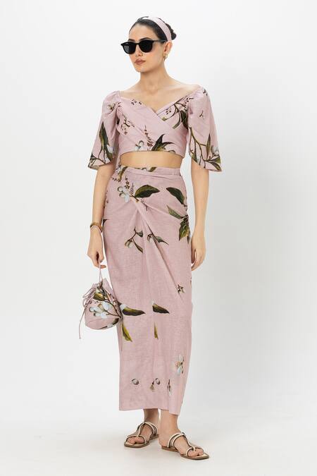 Buy SOBARIKO Pink Linen Sweetheart Neck Jasmine Tulip Skirt Set Online at Aza Fashions Buy_SOBARIKO_Pink Linen Sweetheart Neck Jasmine Tulip Skirt Set _Online_at_Aza_Fashions