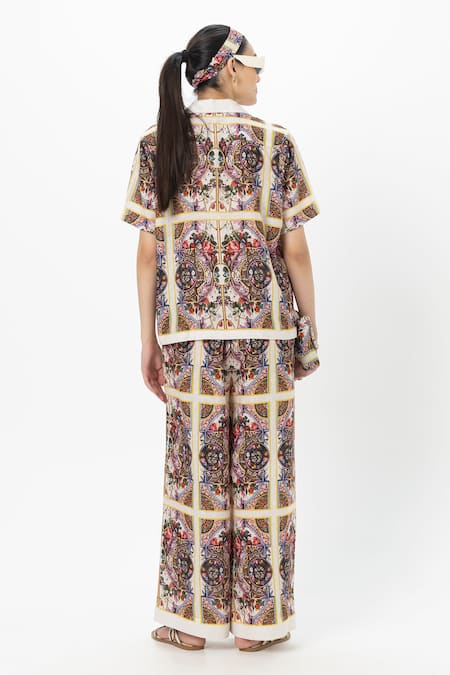 Shop SOBARIKO Multi Color Linen Collared Multicolor Rococo Co-ord Set at Aza Fashions Shop_SOBARIKO_Multi Color Linen Collared Multicolor Rococo Co-ord Set _at_Aza_Fashions