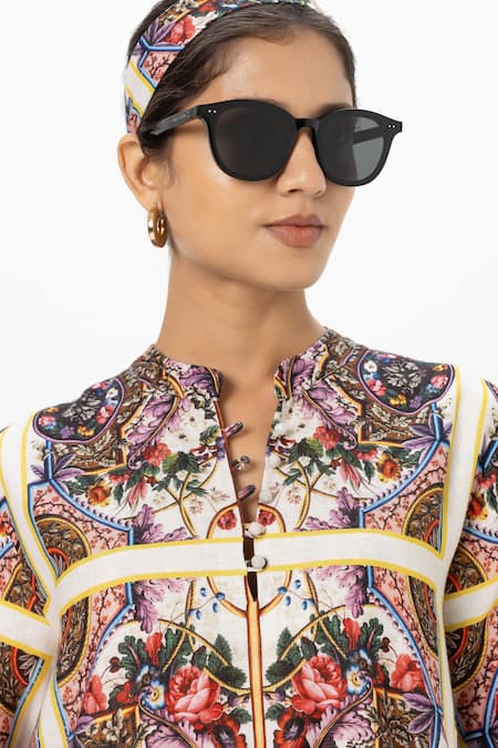 Shop SOBARIKO Multi Color Linen Collared Rococo-white Shift Dress Online at Aza Fashions Shop_SOBARIKO_Multi Color Linen Collared Rococo-white Shift Dress _Online_at_Aza_Fashions