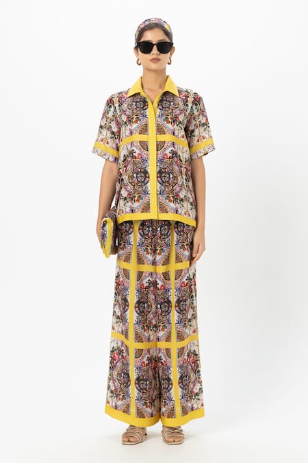 Buy SOBARIKO Yellow Linen Collared Rococo Co-ord Set Online at Aza Fashions Buy_SOBARIKO_Yellow Linen Collared Rococo Co-ord Set _Online_at_Aza_Fashions