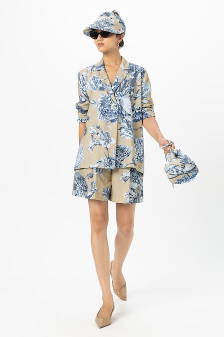 Sobariko Beige Linen Floral Print Blazer And Shorts Set 