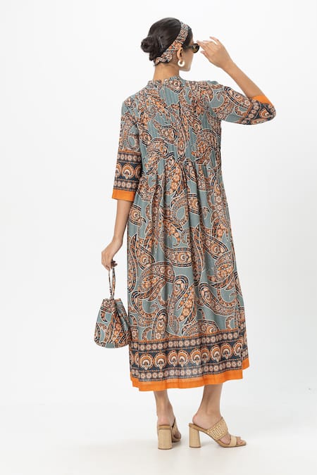 SOBARIKO Koishi Pleated Midi Dress 