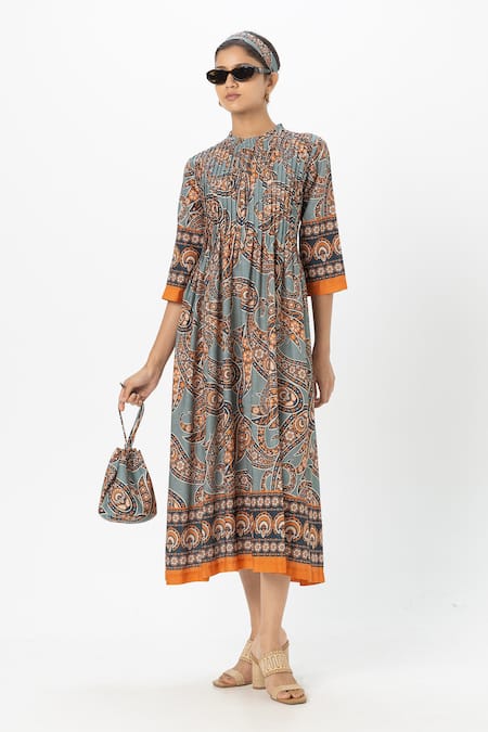 SOBARIKO_Multi Color Linen Round Neck Koishi Pleated Midi Dress _Online_at_Aza_Fashions