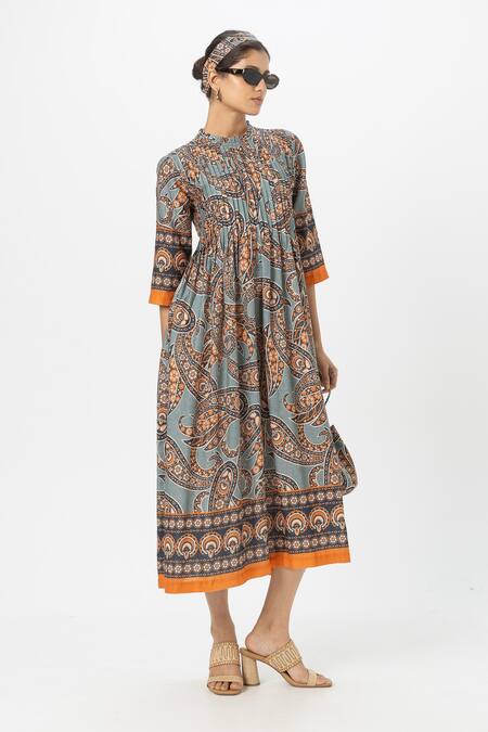 Buy_SOBARIKO_Multi Color Linen Round Neck Koishi Pleated Midi Dress _Online_at_Aza_Fashions
