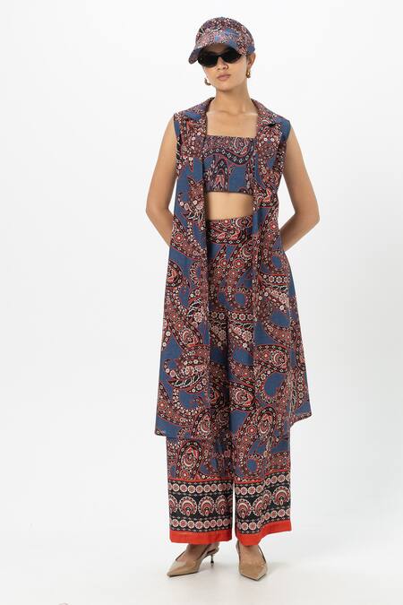 Shop SOBARIKO Blue Linen Open , Crew Deniz Layered Co-ord Set Online at Aza Fashions Shop_SOBARIKO_Blue Linen Open , Crew Deniz Layered Co-ord Set _Online_at_Aza_Fashions