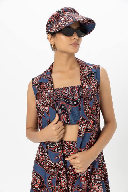 Buy SOBARIKO Blue Linen Open , Crew Deniz Layered Co-ord Set Buy_SOBARIKO_Blue Linen Open , Crew Deniz Layered Co-ord Set