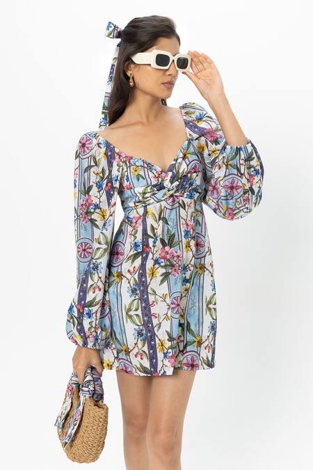 Buy SOBARIKO Blue Linen Embroidery Sweetheart Neck Chloe Twist Floral Dress Online at Aza Fashions Buy_SOBARIKO_Blue Linen Embroidery Sweetheart Neck Chloe Twist Floral Dress _Online_at_Aza_Fashions