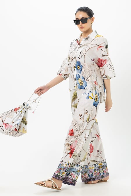 SOBARIKO_White Linen Collared Floral Print Alicia Co-ord Set _Online_at_Aza_Fashions