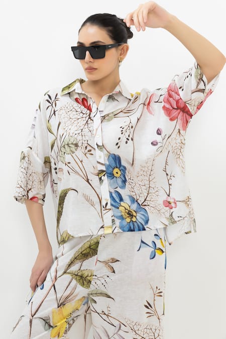 SOBARIKO_White Linen Collared Floral Print Alicia Co-ord Set _at_Aza_Fashions