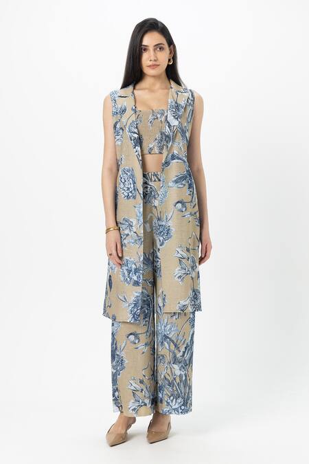 SOBARIKO Beige Linen Collared, Square Neck Floral Print Layered Co-ord Set Online at Aza Fashions SOBARIKO_Beige Linen Collared, Square Neck Floral Print Layered Co-ord Set _Online_at_Aza_Fashions