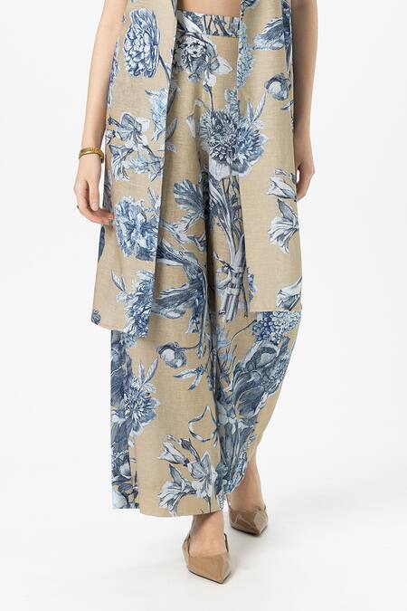 Shop SOBARIKO Beige Linen Collared, Square Neck Floral Print Layered Co-ord Set Online at Aza Fashions Shop_SOBARIKO_Beige Linen Collared, Square Neck Floral Print Layered Co-ord Set _Online_at_Aza_Fashions