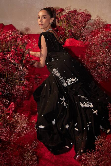 Shop_Tarini Vij_Black Georgette Beads, Sequins, Pearls, Embroidery Sweetheart Neck Lehenga Set 