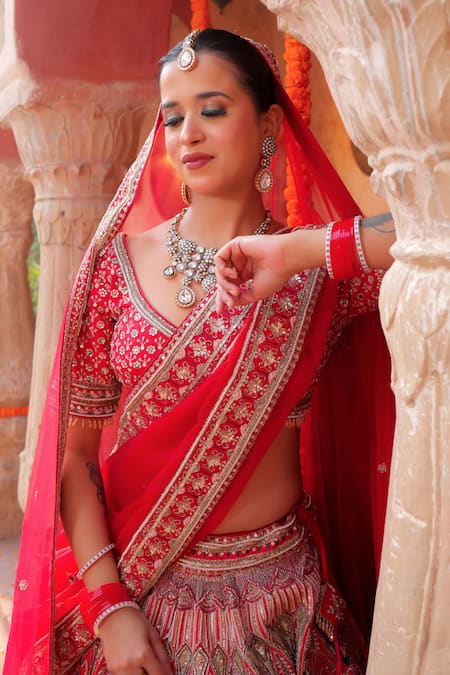 Buy_Amaltas Couture_Red Silk, Net, Organza Beads, Sequins, Zari Round Embroidered Bridal Lehenga Set _Online_at_Aza_Fashions