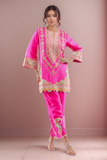 Debyani + Co Pink Silk Sequins, Embroidery Split V-neck Kurta Set 