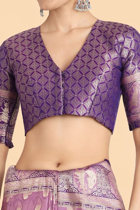 Buy_Naintara Bajaj_Lavender Zari V-neck Banarasi Silk Saree Set _Online_at_Aza_Fashions