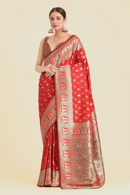 Samyukta Singhania Red Brocade, Silk Zari V-neck Banarasi Saree Set 