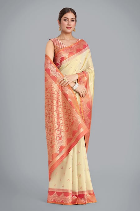 Shop Naintara Bajaj Cream Embroidery V-neck Banarasi Tissue Silk Saree Set Shop_Naintara Bajaj_Cream Embroidery V-neck Banarasi Tissue Silk Saree Set