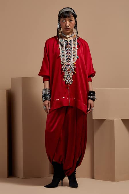 Aseem Kapoor Maroon Silk Tassels Round Neck Kuru Trapeze Kurta Set 