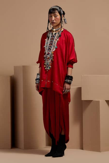 Aseem Kapoor Maroon Silk Tassels Round Neck Kuru Trapeze Kurta Set at Aza Fashions Aseem Kapoor_Maroon Silk Tassels Round Neck Kuru Trapeze Kurta Set _at_Aza_Fashions