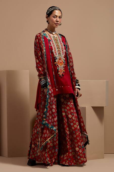 Buy Aseem Kapoor Maroon Crepe, Silk Beads Round Neck Resham Embroidered Kurta Set Buy_Aseem Kapoor_Maroon Crepe, Silk Beads Round Neck Resham Embroidered Kurta Set