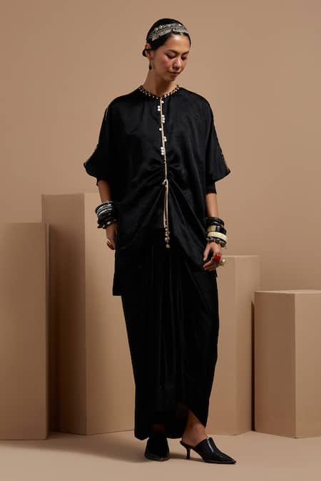 Aseem Kapoor Black Silk Tassels Round Neck Kuru Trapeze Kurta Set 