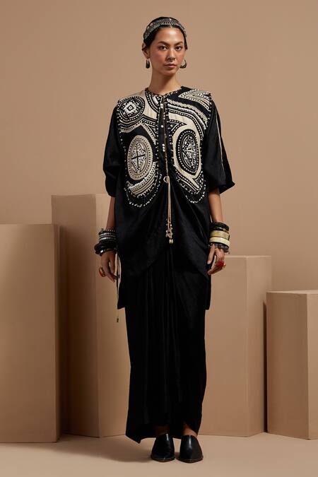 Shop Aseem Kapoor Black Beads, Tassels Round Neck Resham Embroidered Gilet Set Online at Aza Fashions Shop_Aseem Kapoor_Black Beads, Tassels Round Neck Resham Embroidered Gilet Set _Online_at_Aza_Fashions