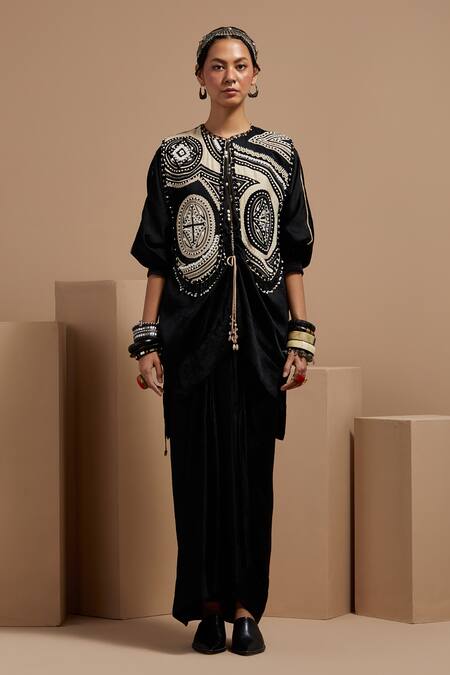 Aseem Kapoor Black Beads, Tassels Round Neck Resham Embroidered Gilet Set at Aza Fashions Aseem Kapoor_Black Beads, Tassels Round Neck Resham Embroidered Gilet Set _at_Aza_Fashions