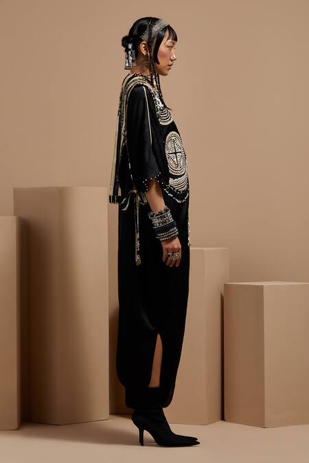 Aseem Kapoor Black Beads Collared Resham Embroidered Gilet Set Online at Aza Fashions Aseem Kapoor_Black Beads Collared Resham Embroidered Gilet Set _Online_at_Aza_Fashions