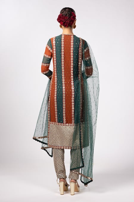 Shop Vvani By Vani Vats Green Georgette, Net Gota Patti Round Neck Multicolor Jade Kurta Set at Aza Fashions Shop_Vvani By Vani Vats_Green Georgette, Net Gota Patti Round Neck Multicolor Jade Kurta Set _at_Aza_Fashions