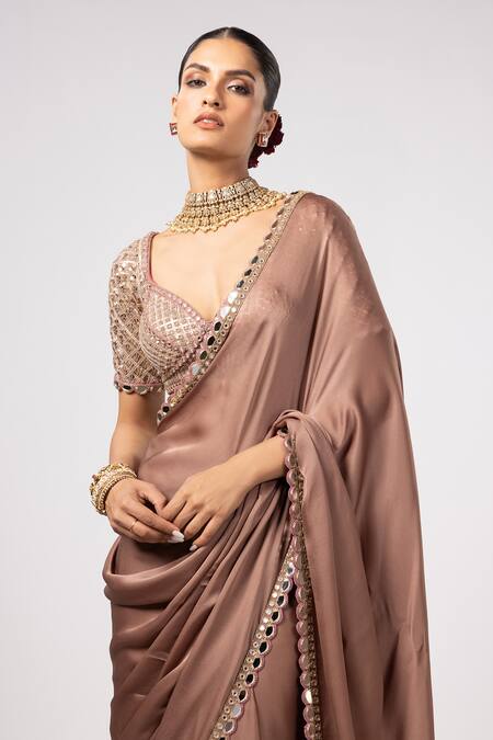 Shop Vvani By Vani Vats Beige Satin, Georgette Gota Patti Sweetheart Neck Deep Saree And Blouse Set Online at Aza Fashions Shop_Vvani By Vani Vats_Beige Satin, Georgette Gota Patti Sweetheart Neck Deep Saree And Blouse Set _Online_at_Aza_Fashions
