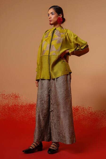 Buy_Stoique_Green Silk Embroidery Mandarin Collar Mysore Shirt 