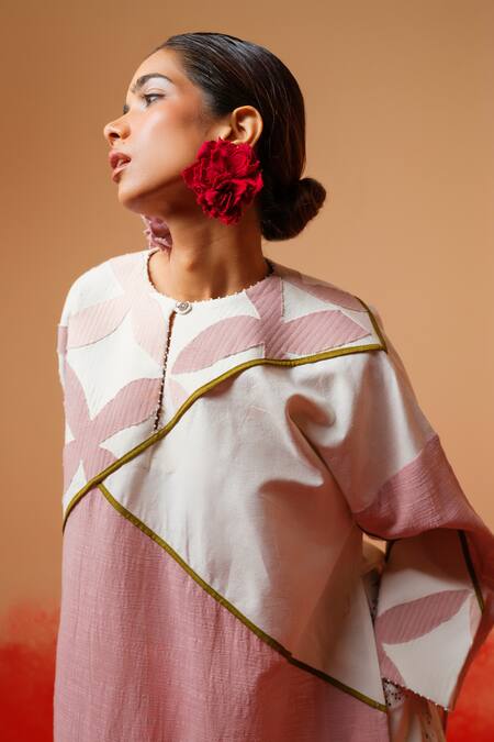 Shop_Stoique_Pink Cotton Round Neck Crushed Rose Kurta _Online_at_Aza_Fashions