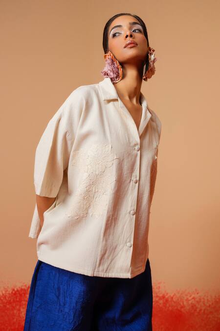 Stoique Off White Cotton Embroidery Collared Handwoven Shirt at Aza Fashions Stoique_Off White Cotton Embroidery Collared Handwoven Shirt _at_Aza_Fashions