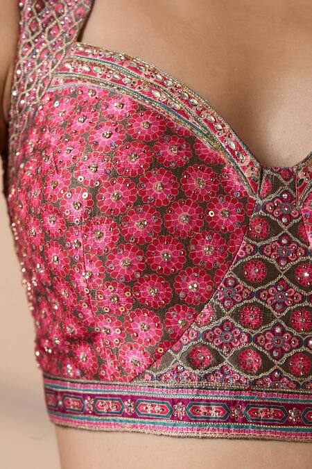 Buy Chaashni By Maansi And Ketan Pink Silk, Net Sequins, Stones, Embroidery Sweetheart Neck Lehenga Set Buy_Chaashni By Maansi And Ketan_Pink Silk, Net Sequins, Stones, Embroidery Sweetheart Neck Lehenga Set