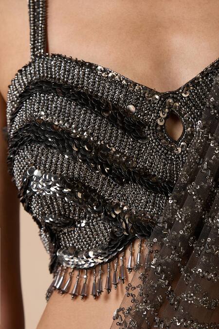 Buy_Chaashni By Maansi And Ketan_Green Net Beads, Sequins, Crystals, Cut Work Designer Pre-draped Saree Set 