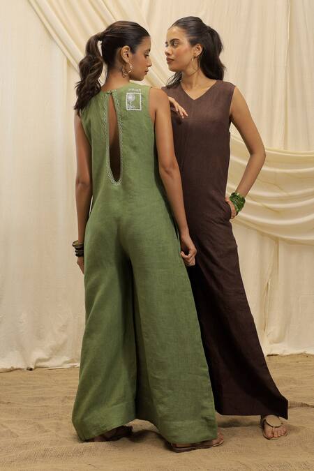 Buy_Akashi Clothing_Green Linen Embroidery V-neck Designer Jumpsuit 