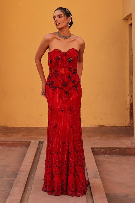 Label Moni K Red Satin Embroidery Sweetheart Neck Corset Fishcut Skirt Set 